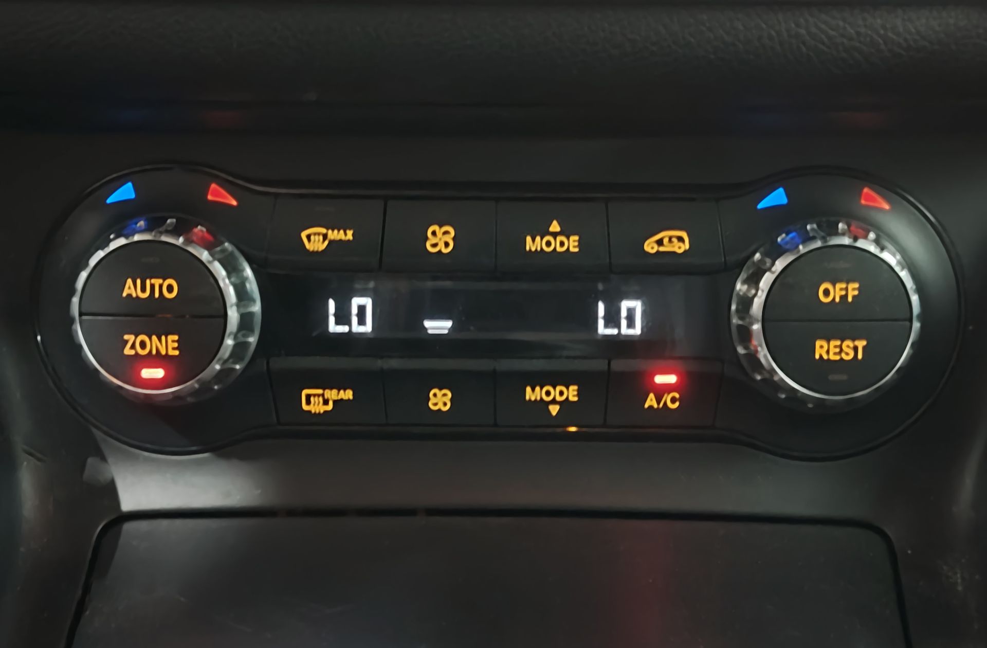 Mercedes-Benz CLA 250 Pack AMG - foto 39