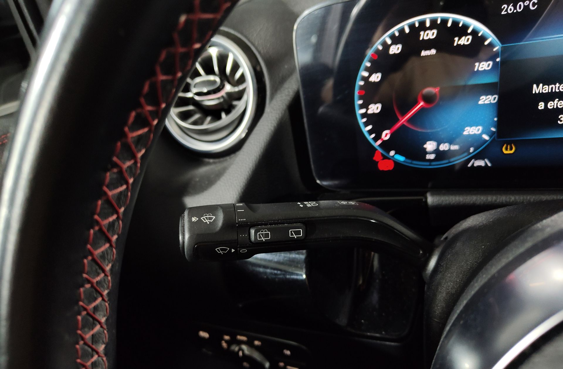 Mercedes-Benz GLA 200 - foto 26