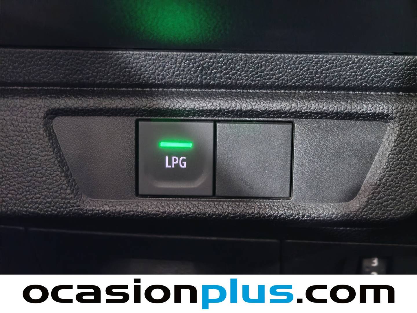 Equipamiento del Dacia Sandero Dacia Sandero Stepway Comfort ECO-G (100 CV) GLP