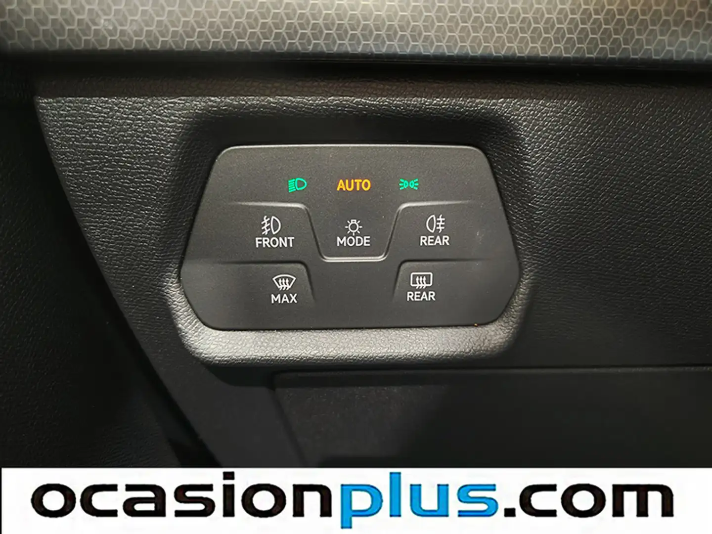 Foto Seat León SEAT León ST 1.0 eTSI S&S Style XL DSG (110 CV)