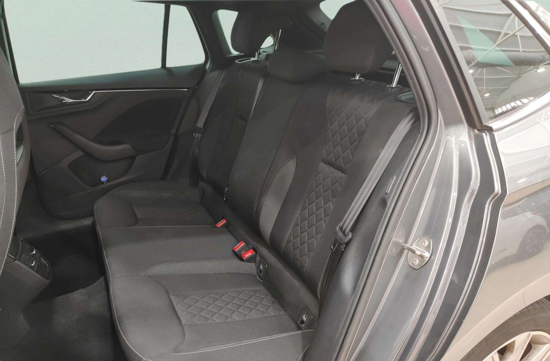 Škoda Scala 1.5 TSI Sport Plus DSG - foto 12