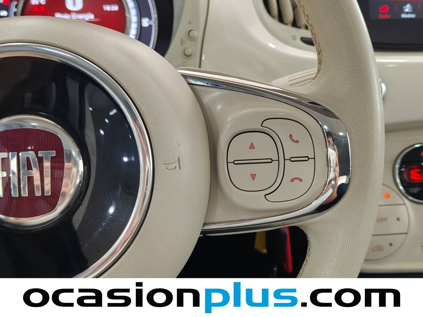 Fiat 500 Fiat 500 1.0 Hybrid Dolcevita (70 CV) de segunda mano