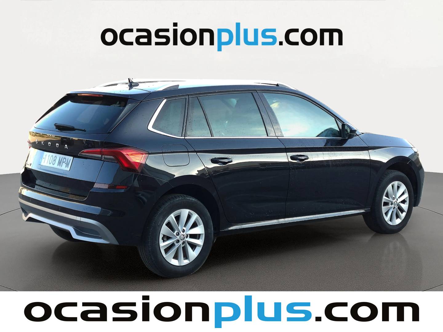 Foto trasera Skoda Kamiq Skoda Kamiq 1.0 TSI Ambition (110 CV) derecha