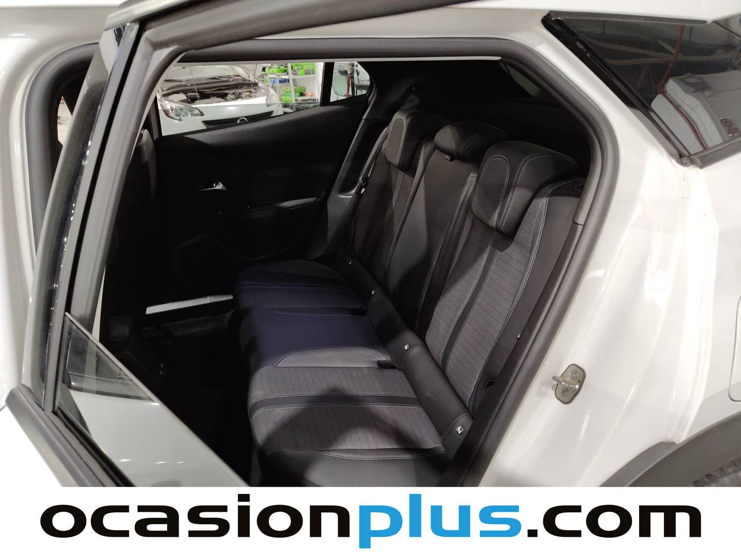 Foto asientos traseros Peugeot 2008 Peugeot 2008 BlueHDi 110 Allure Pack (110 CV)