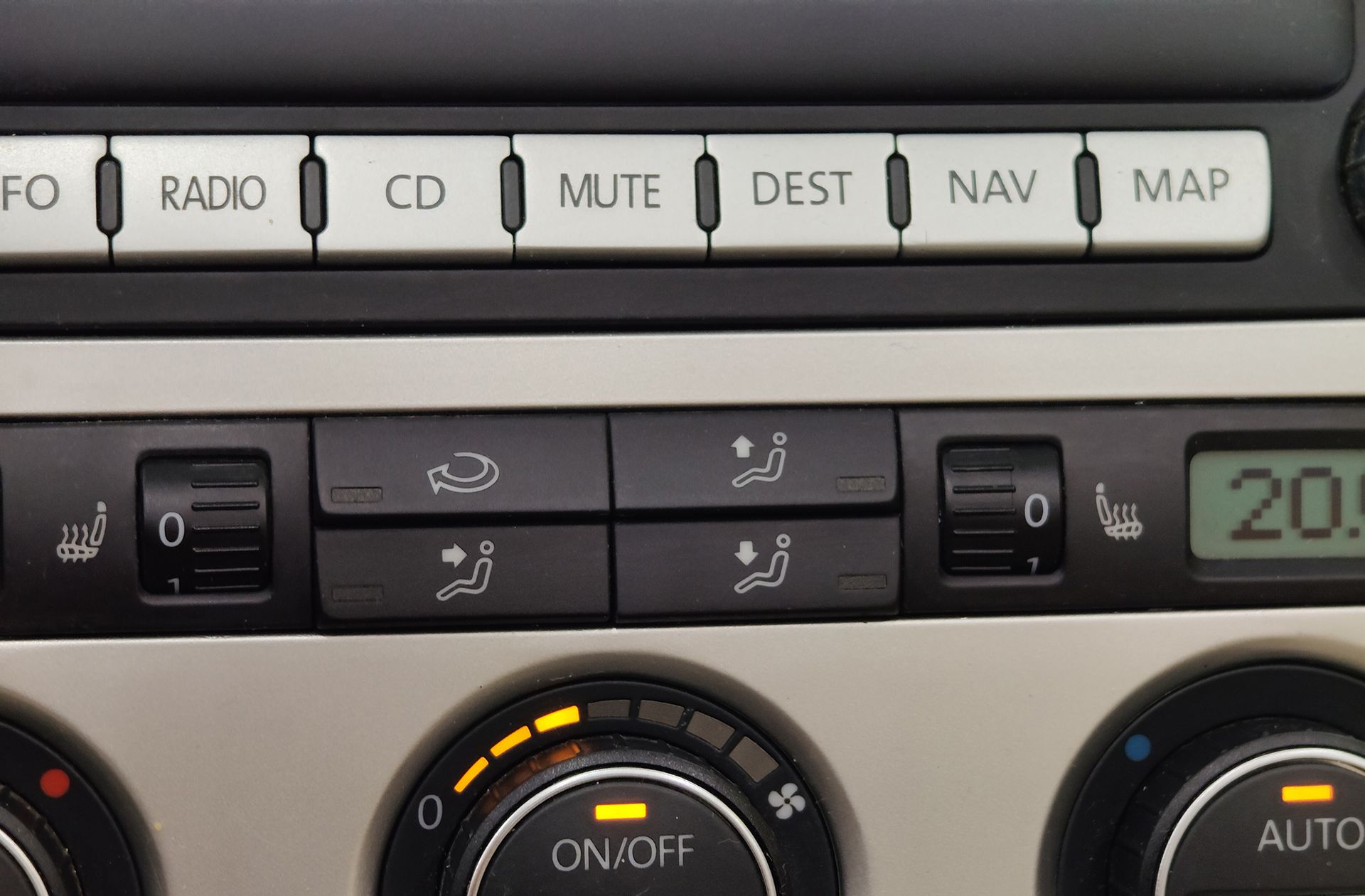 Volkswagen Eos 2.0 T FSI - foto 7
