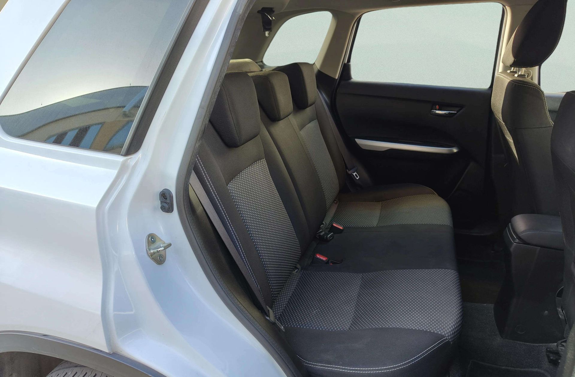 Suzuki Vitara 1.6 Ddis GLE - foto 16