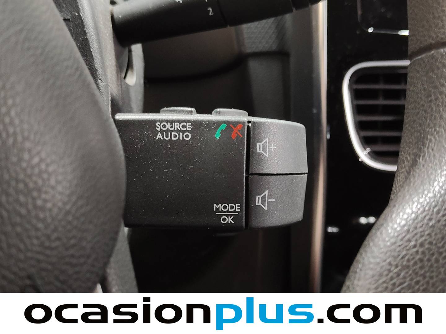 Equipamiento del Renault Clio Renault Clio Business Energy dCi (75 CV)