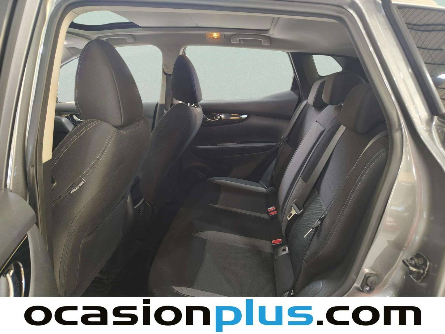 Foto asientos traseros Nissan QASHQAI Nissan Qashqai DIG-T 160 N-Connecta 4x2 DCT (160 CV)