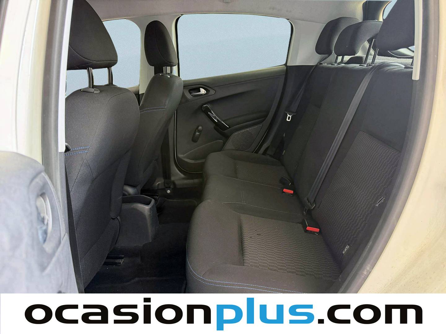 Foto asientos traseros Peugeot 208 Peugeot 208 PureTech 82 Style (82 CV)