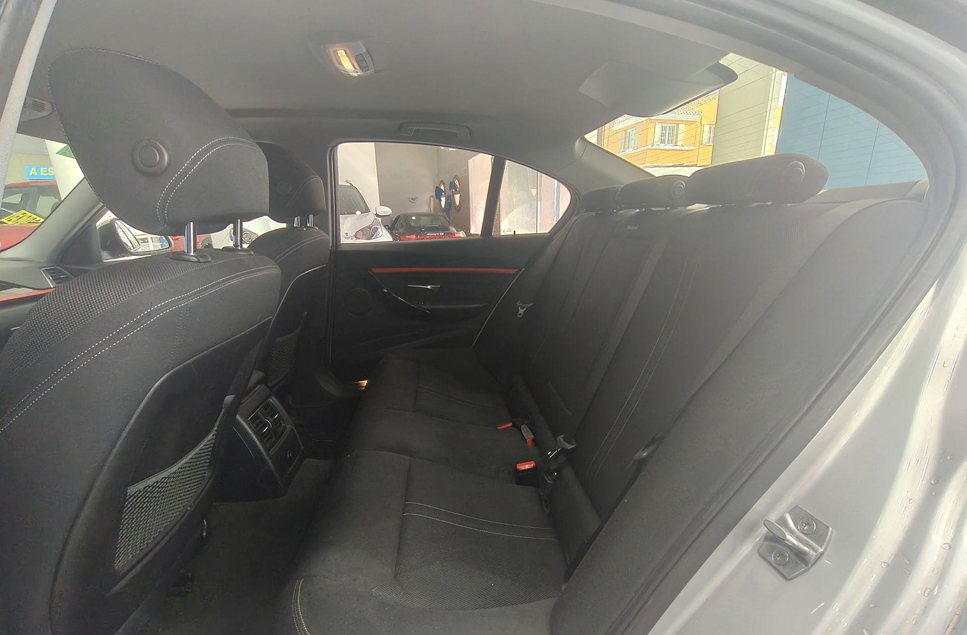 BMW Serie 3 320i - foto 10