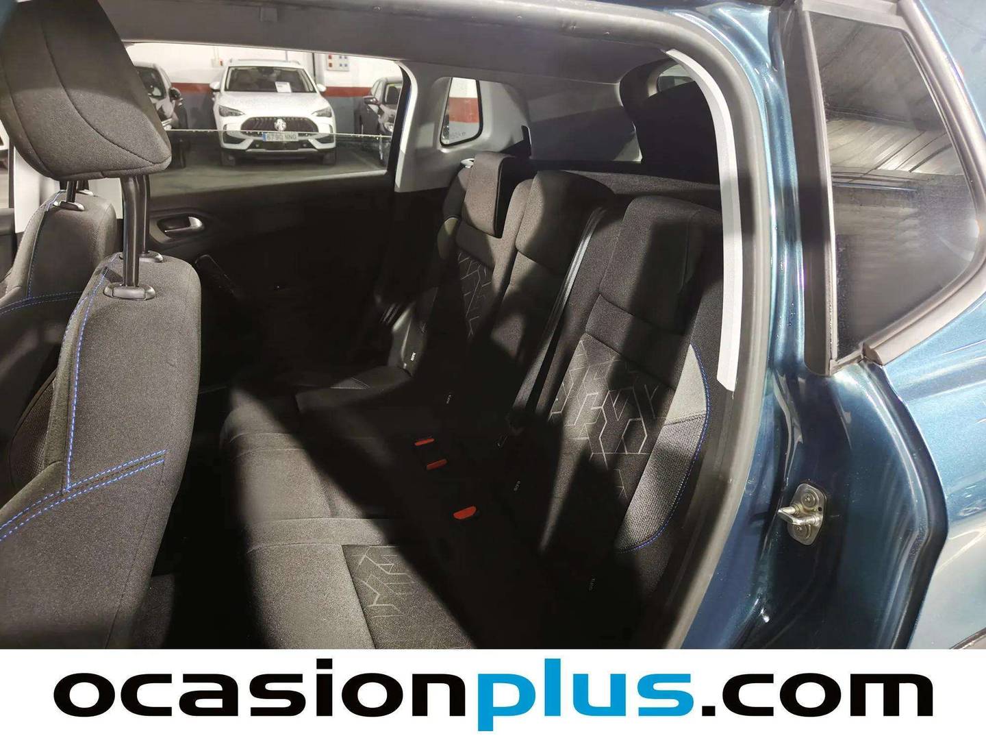 Foto asientos traseros Peugeot 2008 Peugeot 2008 BlueHDi 100 Signature (100 CV)