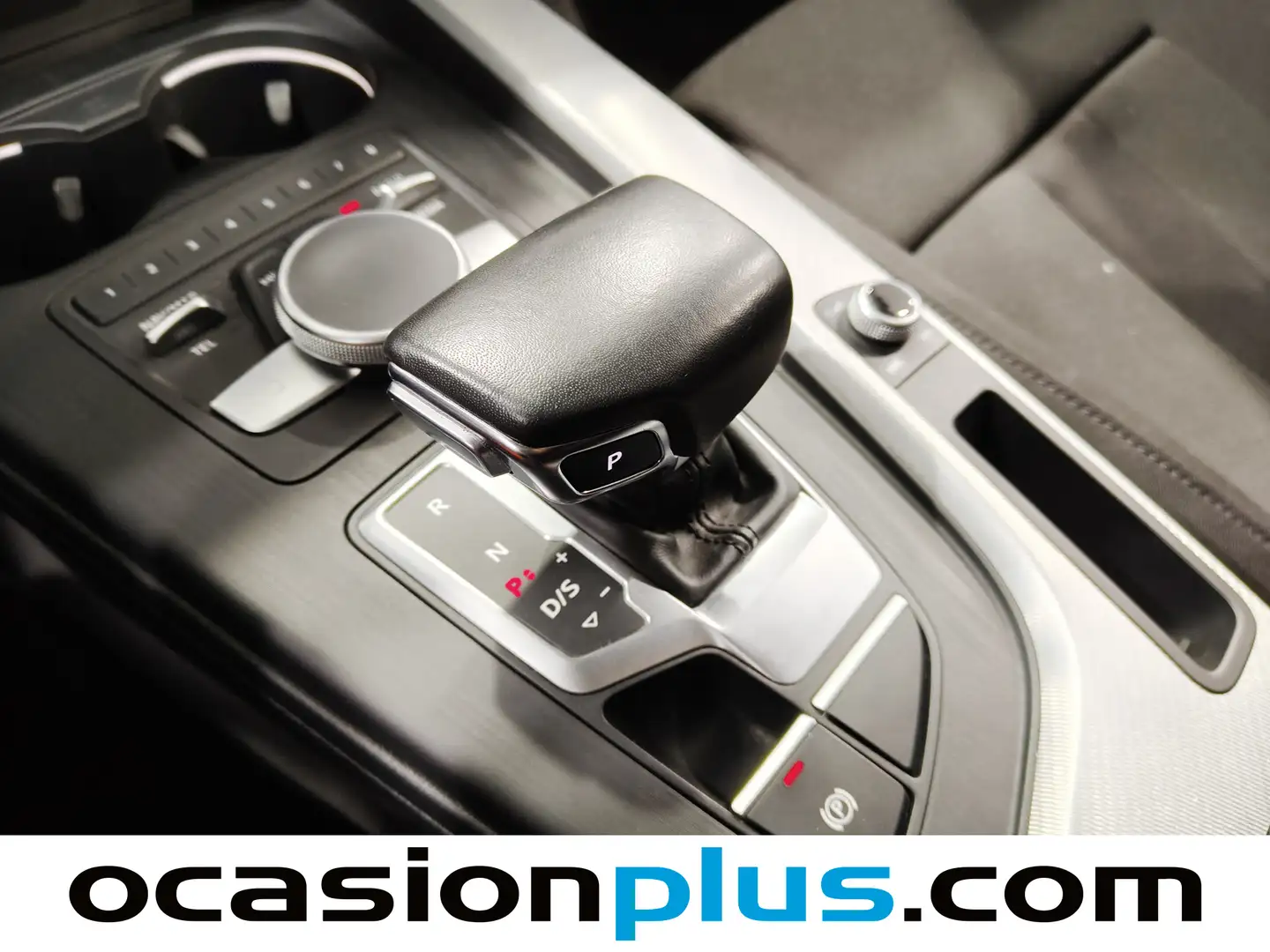 Foto Audi A4 Audi A4 Avant S line edition 2.0 TDI (150 CV) S tronic