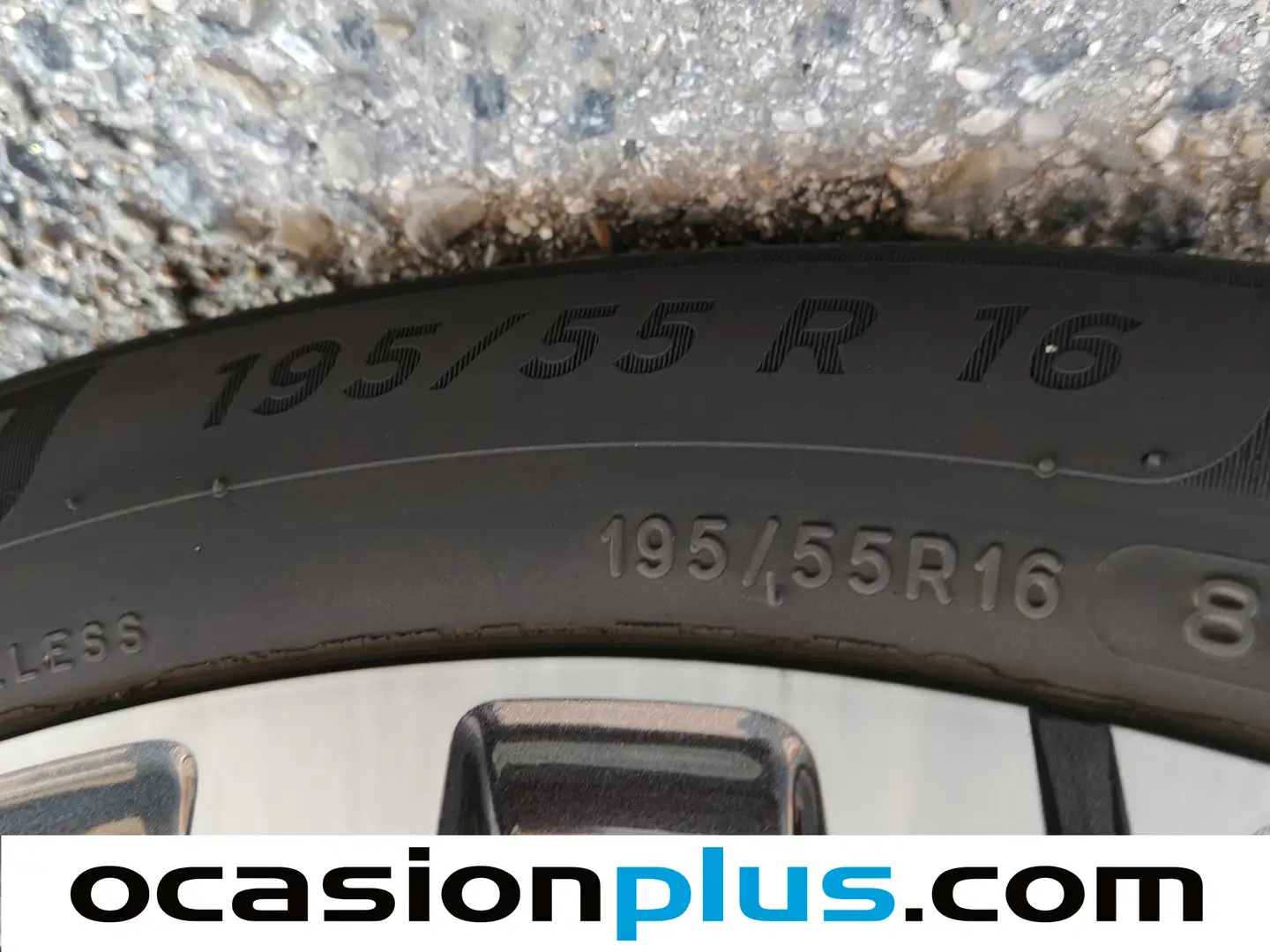 Foto Peugeot 208 Peugeot 208 BlueHDi 100 Allure (100 CV)