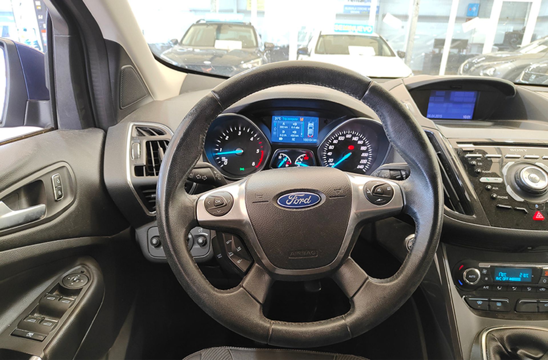 Ford Kuga 2.0 TDCi Titanium 4x4 - foto 19