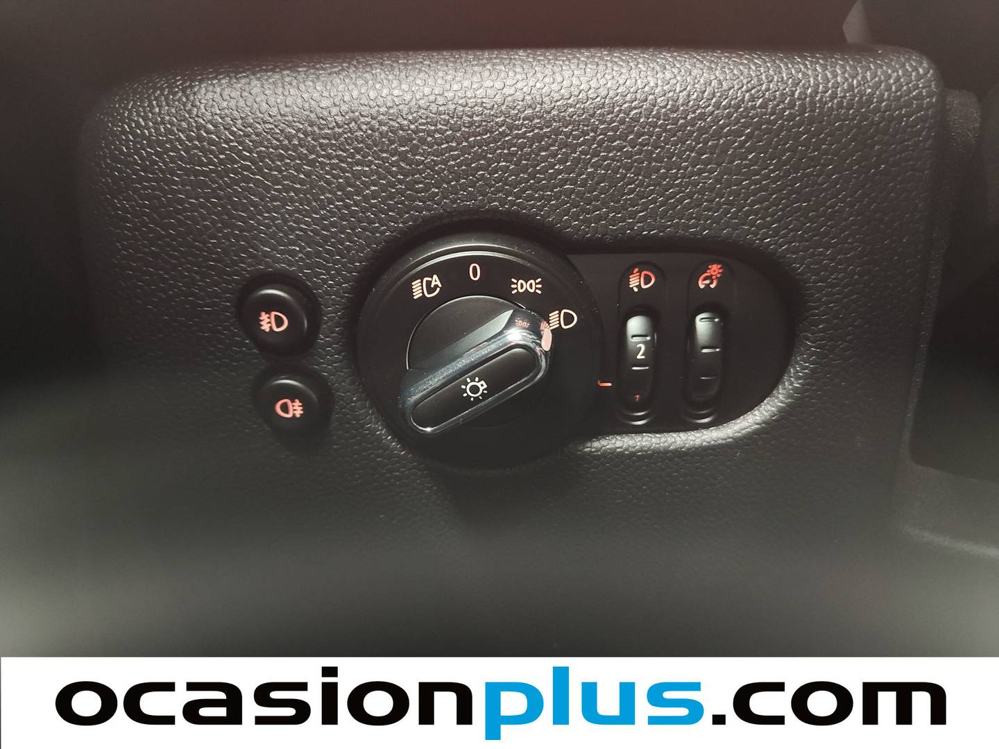 Acabados Mini MINI MINI MINI Cooper Cooper (136 CV)