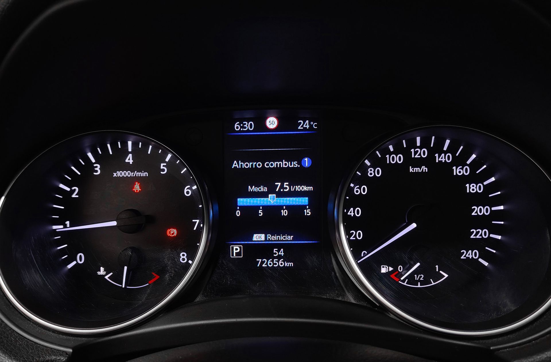 Nissan Qashqai DIG-T 160 N-Connecta 4x2 DCT - foto 23