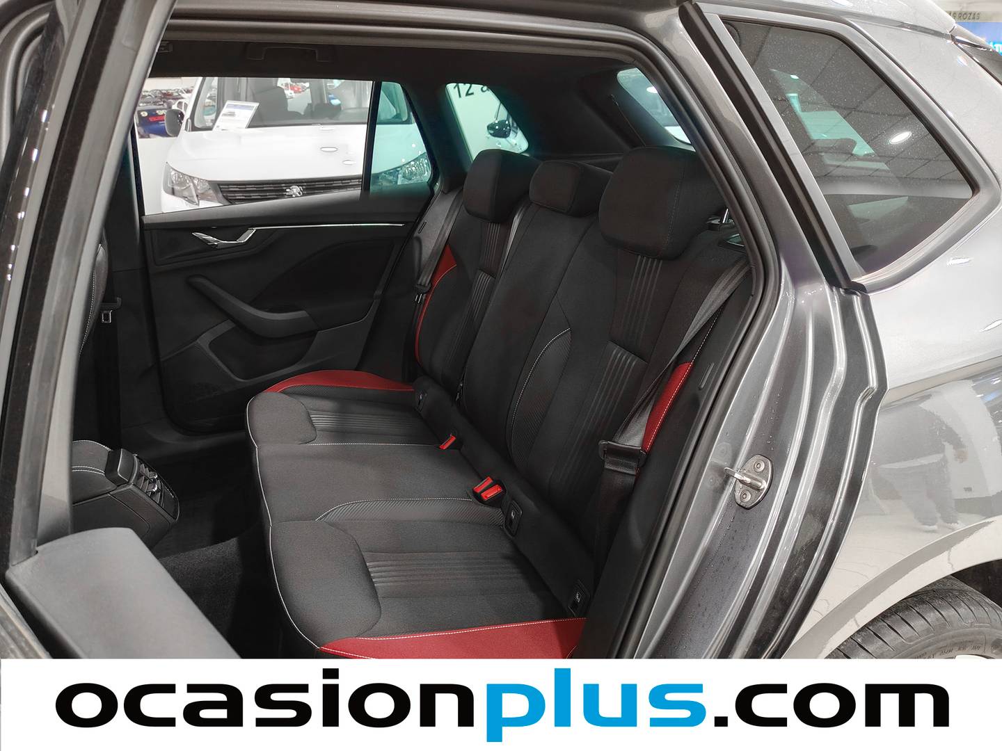 Foto asientos traseros Skoda Kamiq Skoda Kamiq 1.5 TSI Montecarlo DSG  (150 CV)