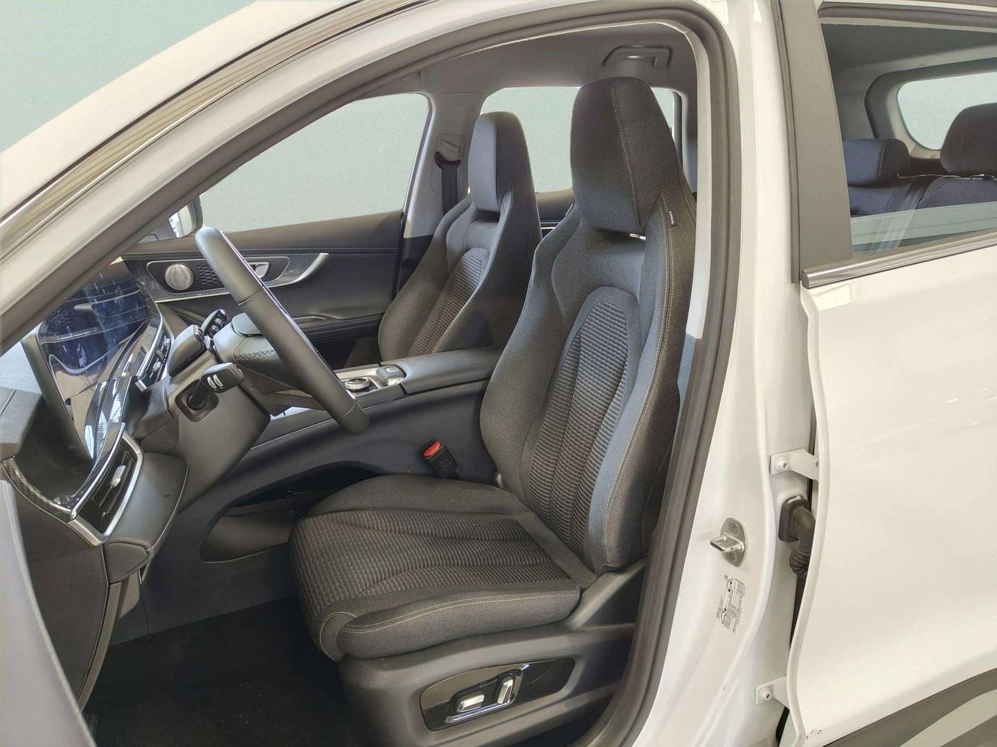 Foto asientos delanteros EBRO S700 EBRO S700 1.6 TGDI Comfort DCT (147 CV)