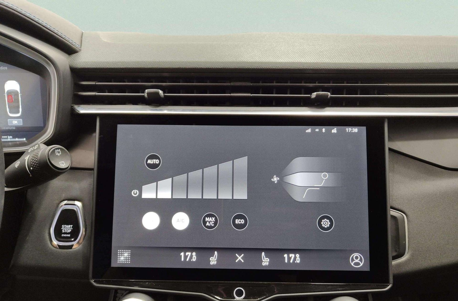 Lynk & Co 01 1.5 PHEV - foto 34