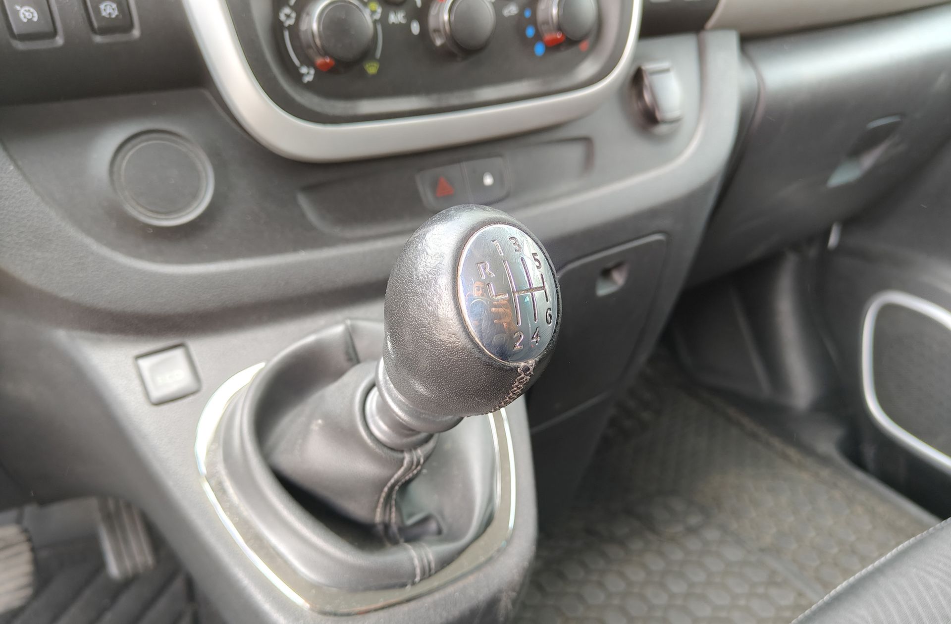 Renault Trafic Passenger Energy dCi 9 plazas - foto 5