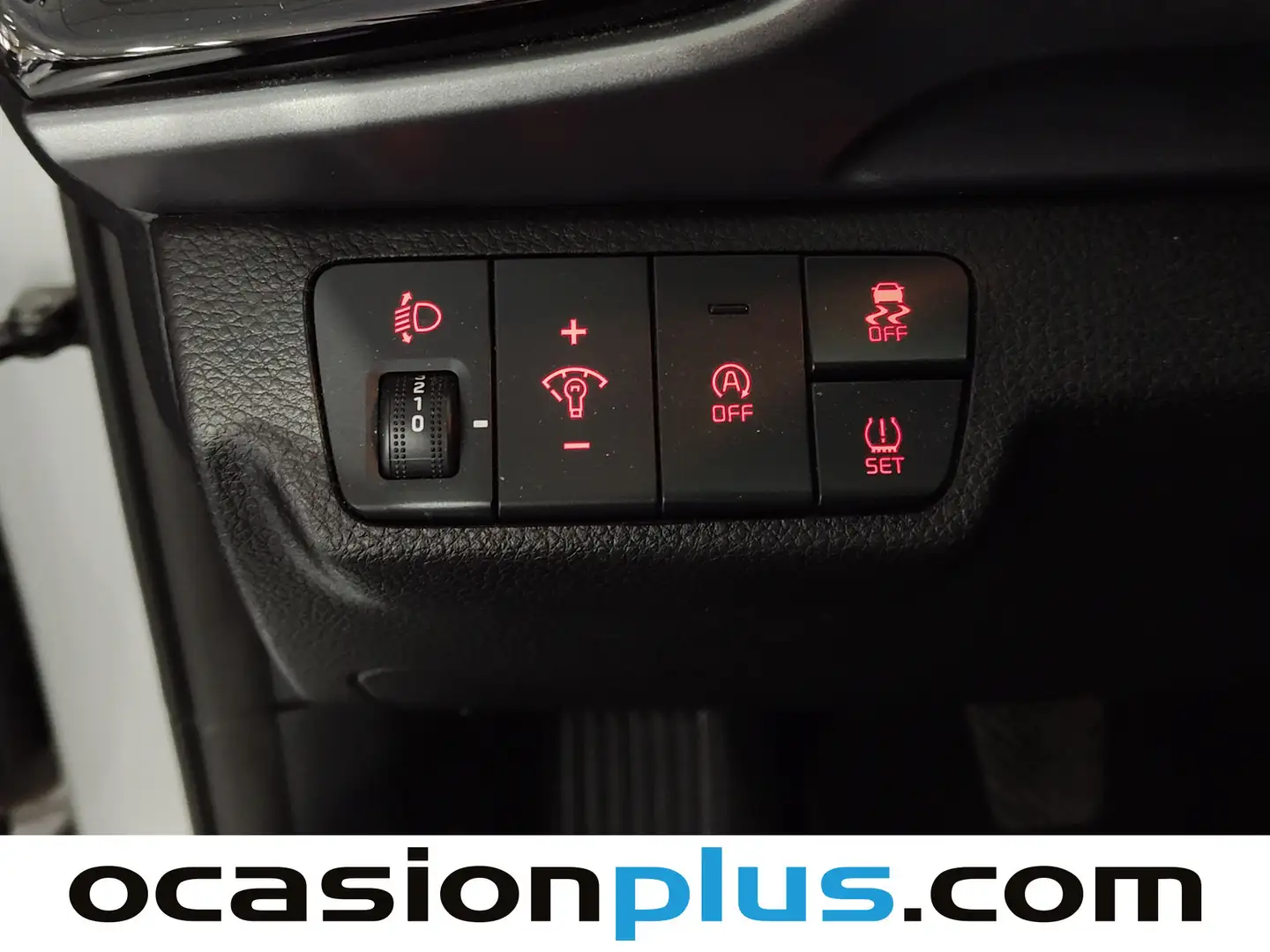 Foto KIA Stonic Kia Stonic 1.0 T-GDi MHEV Drive iMT (100 CV)