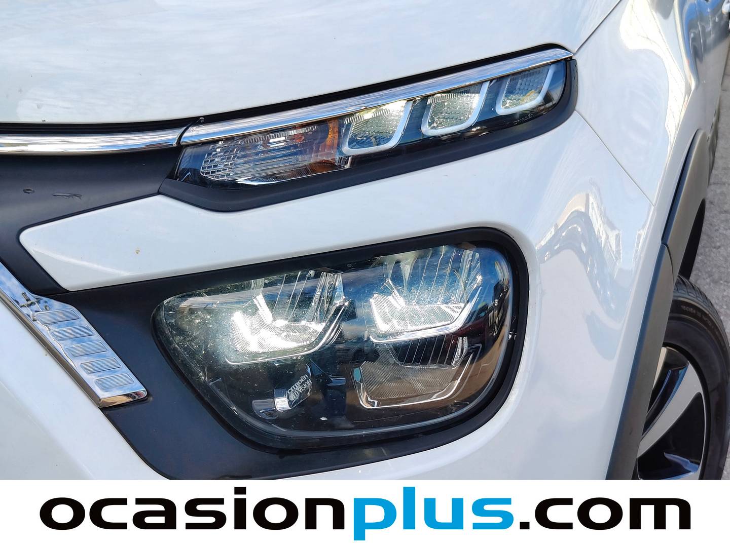 Equipamiento del Citroën C3 Citroën C3 PureTech 110 S&S Shine EAT6 (110 CV)