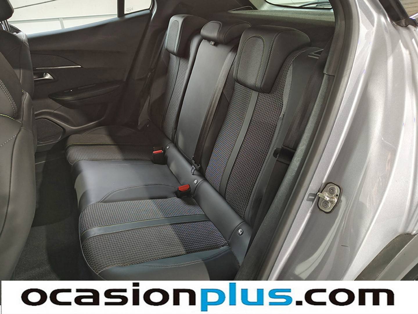 Foto Peugeot 2008 Peugeot 2008 BlueHDi 130 S&S GT EAT8 (130 CV)