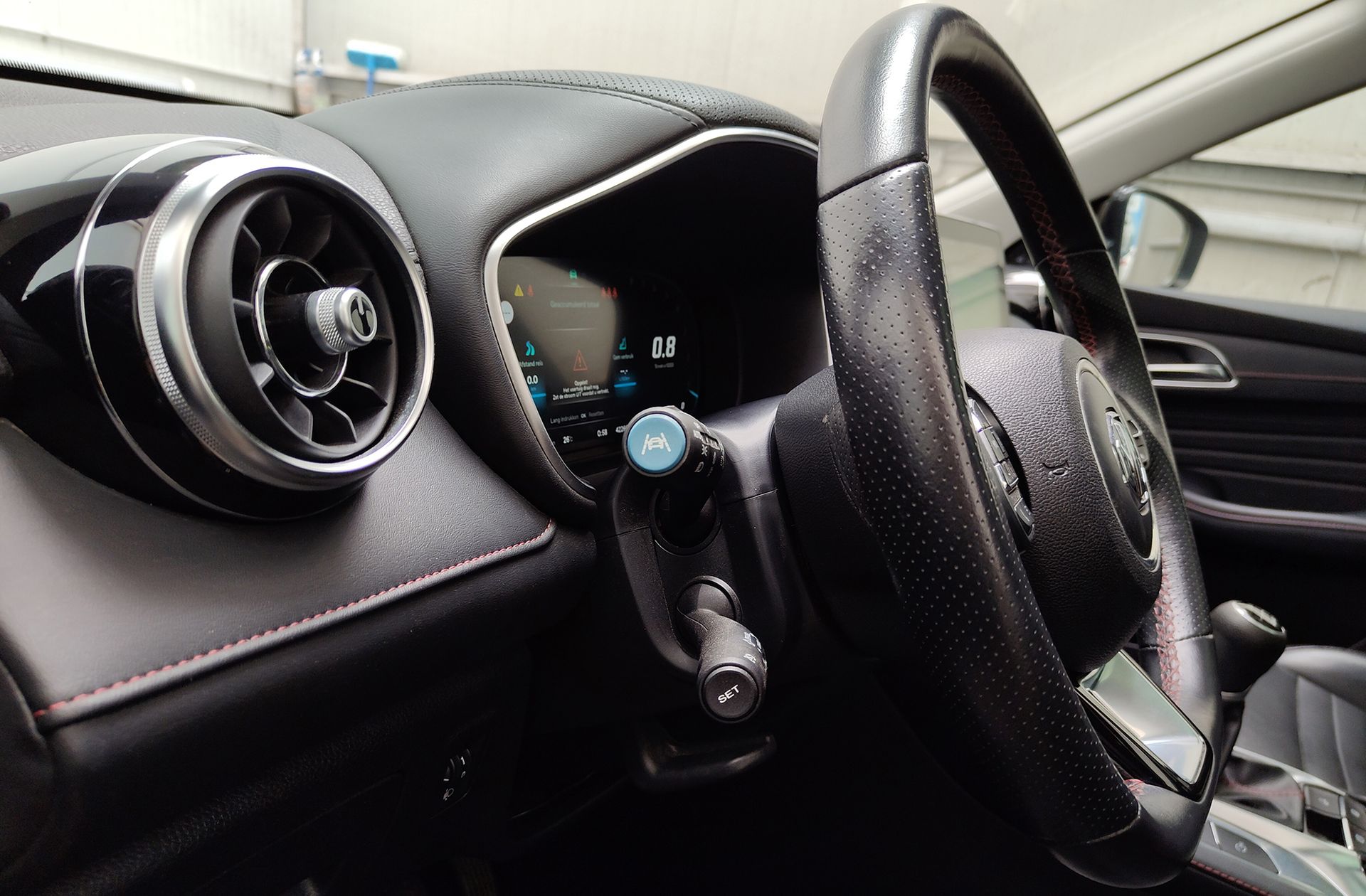 MG HS 1.5 Turbo GDI Luxury - foto 31