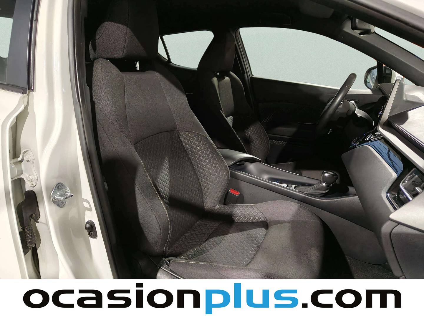 Toyota C-HR Toyota C-HR 1.8 125H Active (122 CV) de segunda mano