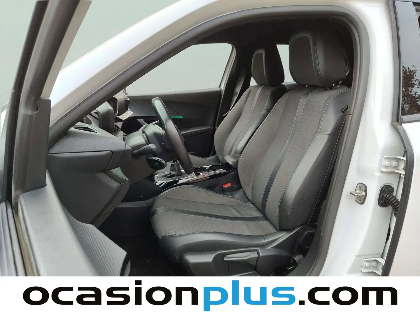 Foto Peugeot 2008 Peugeot 2008 PureTech 130 S&S Allure Pack (130 CV)