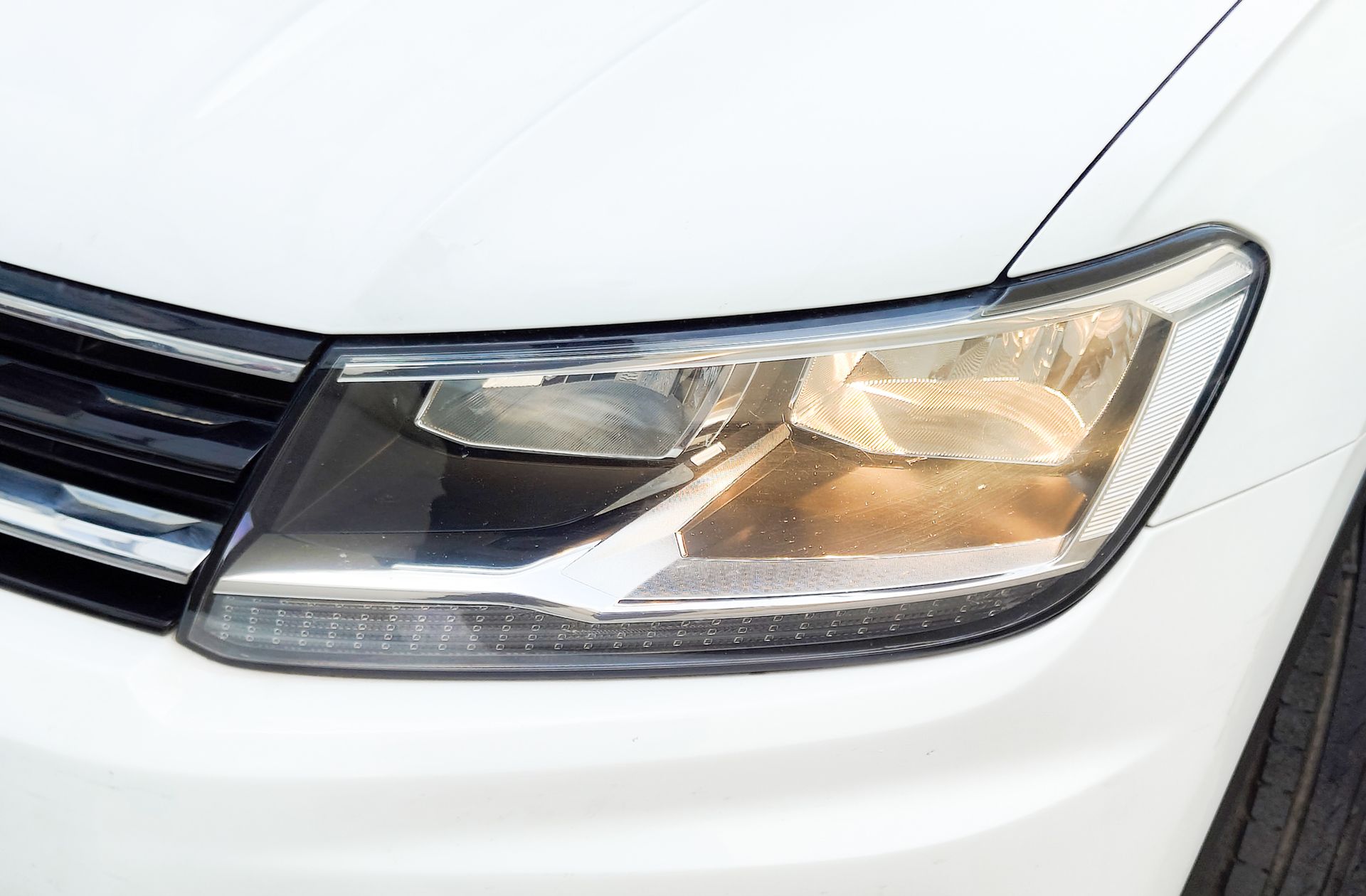 Volkswagen Tiguan Edition 2.0 TDI BMT - foto 14
