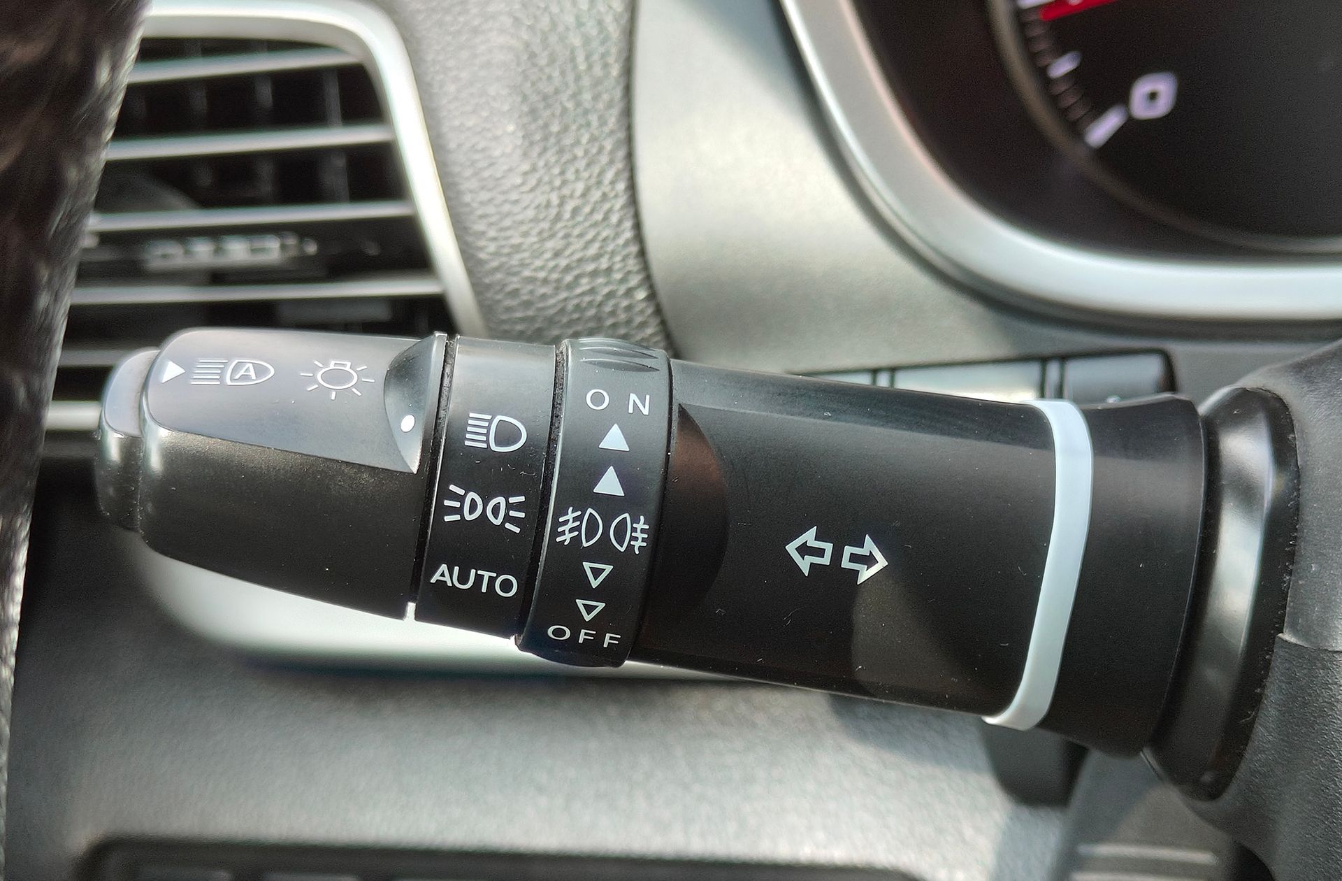 Mitsubishi Eclipse Cross 150T Motion Black Edition - foto 23