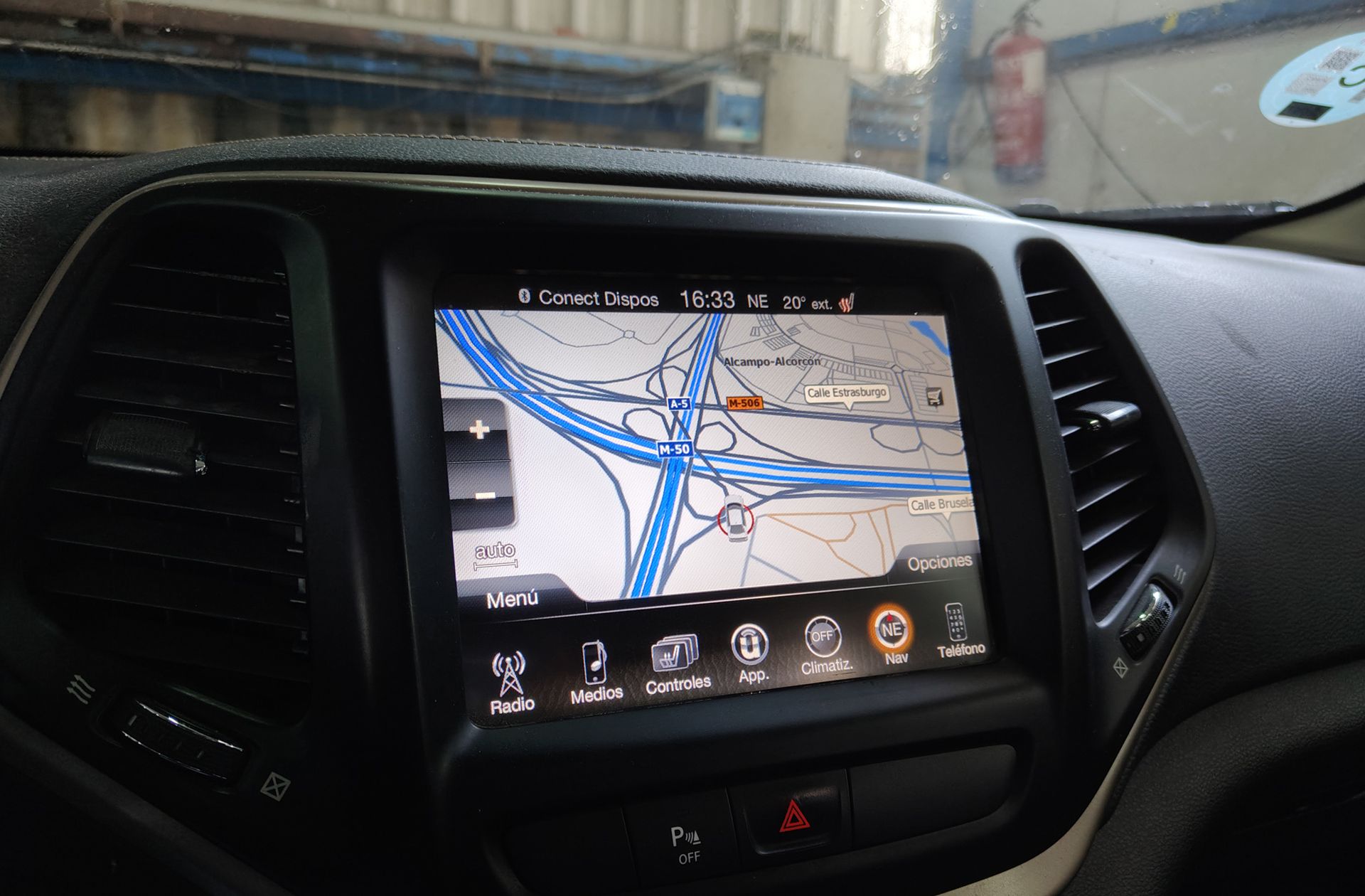 Jeep Cherokee 2.0 CRD Longitude 4x2 - foto 10