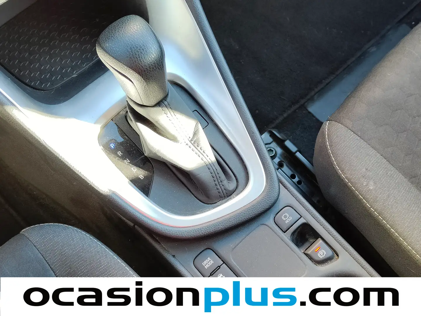 Foto Toyota Yaris Toyota Yaris 120H Business Plus (116 CV)