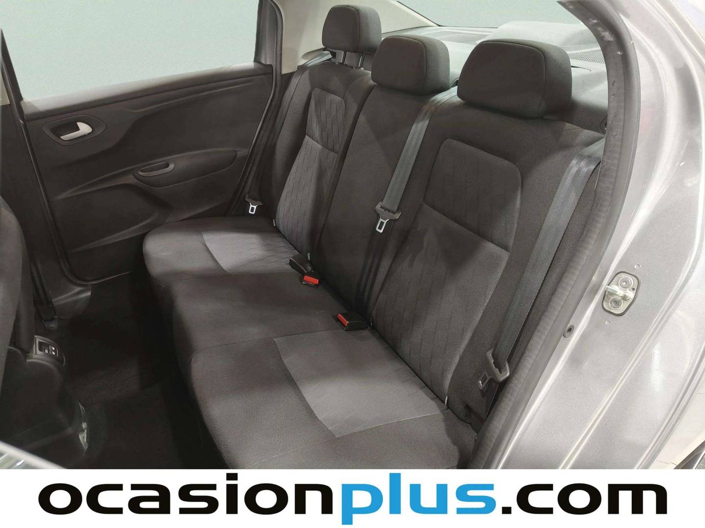 Foto asientos traseros Citroën C-Elysée Citroën C-Elysee PureTech 82 Shine (82 CV)