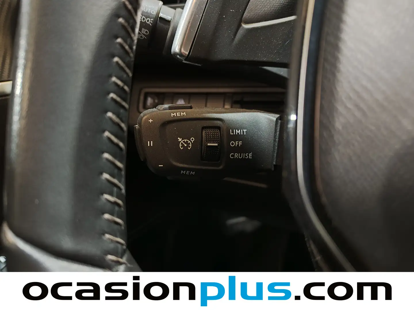 Foto Peugeot 5008 Peugeot 5008 PureTech 130 S&S Allure Pack EAT8 (130 CV) 7 Plazas