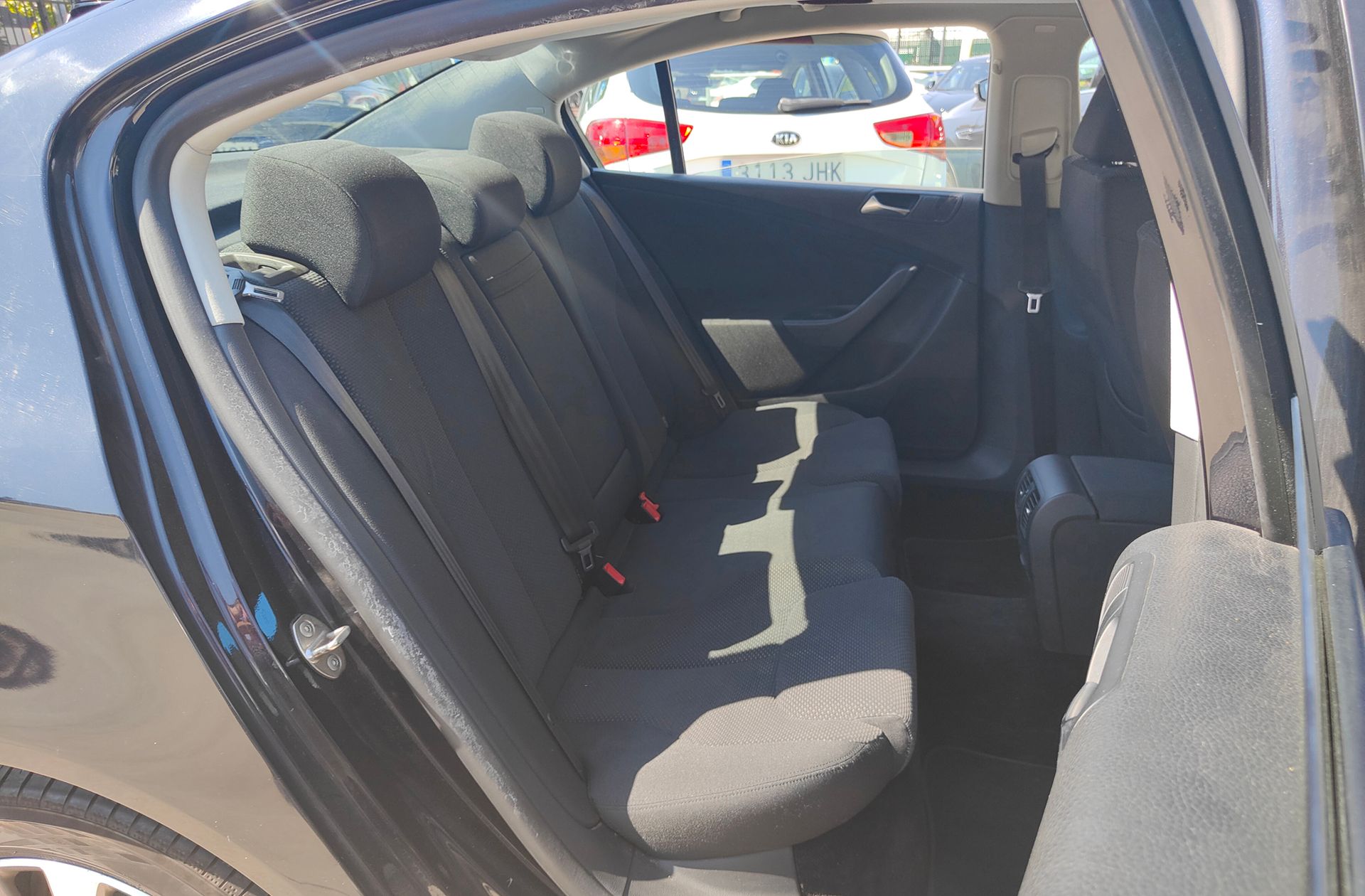 Volkswagen Passat 2.0 TDI DPF Edition Plus - foto 13