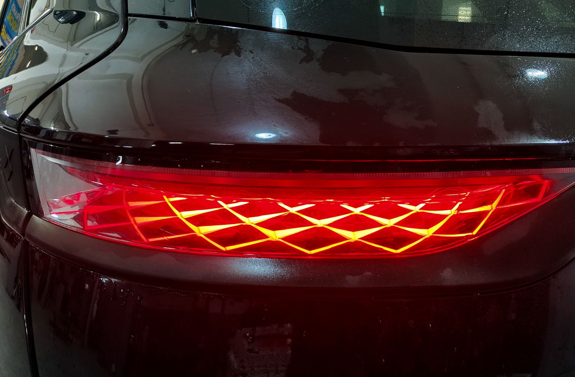 DS DS 7 Crossback E-Tense 300 Performance Line+ 4WD - foto 18