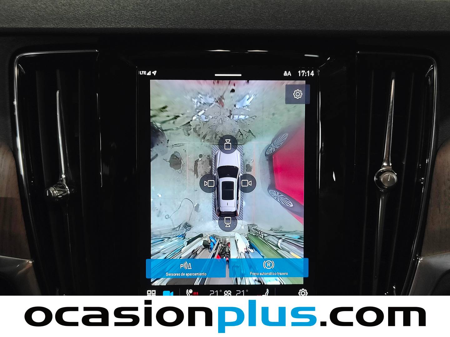 Acabados Volvo V90 Cross Country Volvo V90 Cross Country B4 D Pro AWD Auto (197 CV)