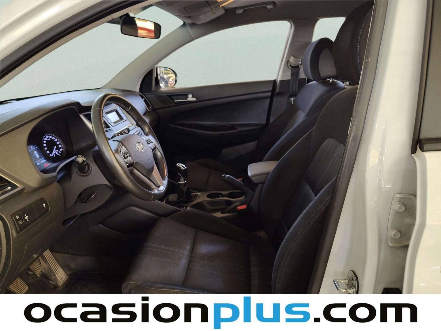 Foto asientos delanteros Hyundai Tucson Hyundai Tucson 1.6 GDI BlueDrive Essence 4x2 (131 CV)