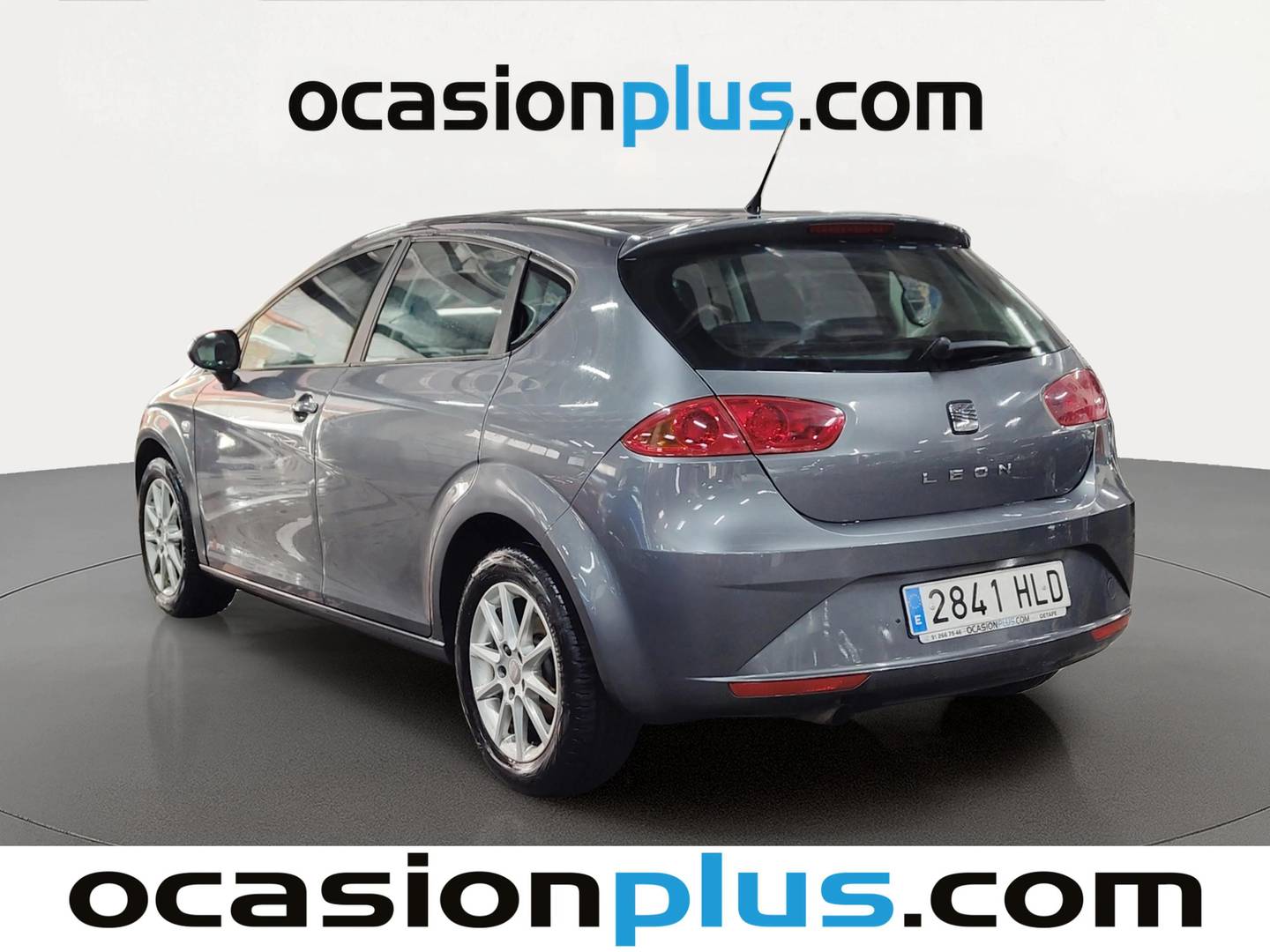 Foto trasera Seat León Seat León 1.2 TSI Reference Copa (105 CV) izquierda
