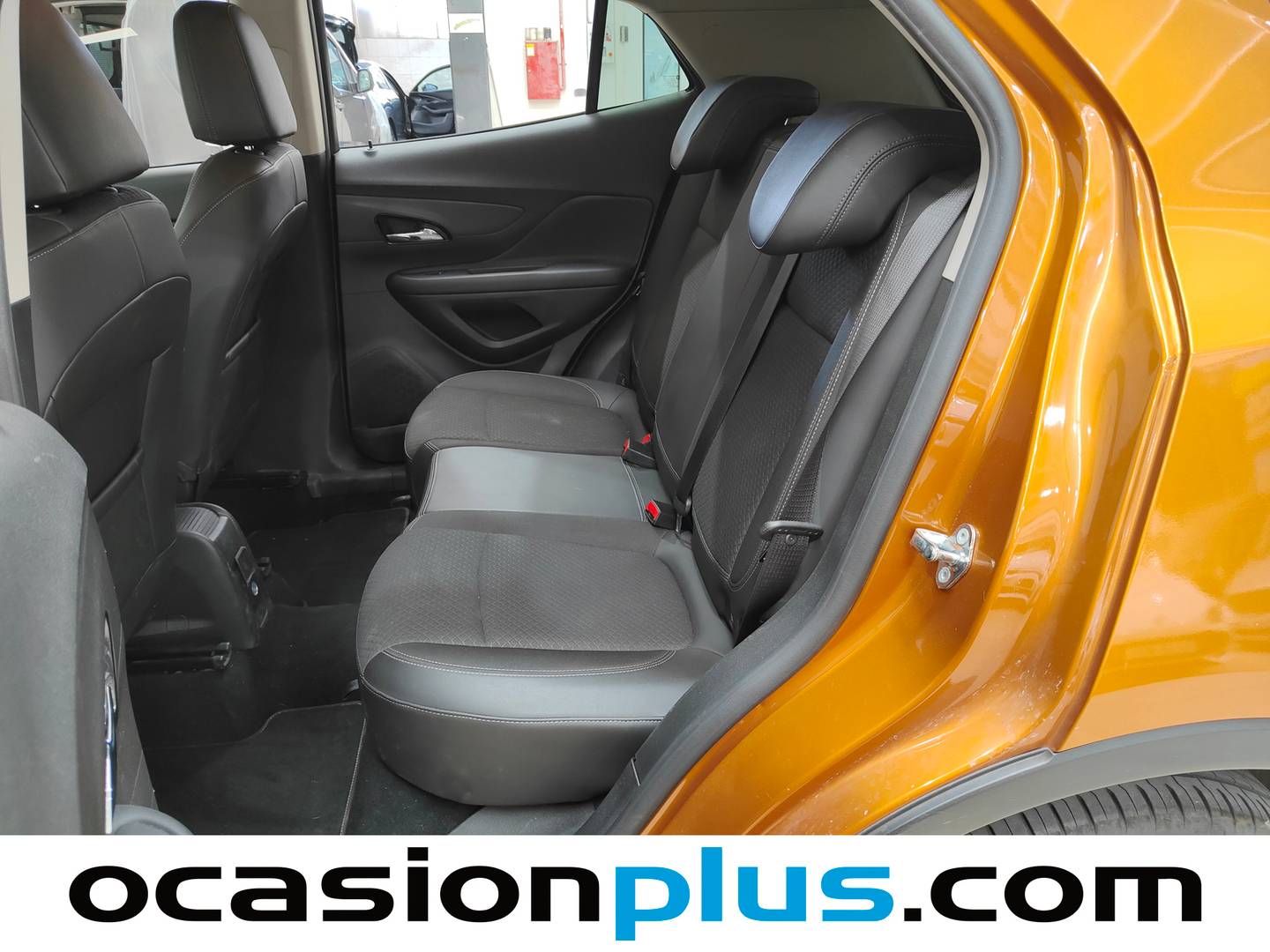 Foto asientos traseros Opel Mokka X Opel Mokka X 1.4 Turbo Color Edition 4X2 (140 CV)