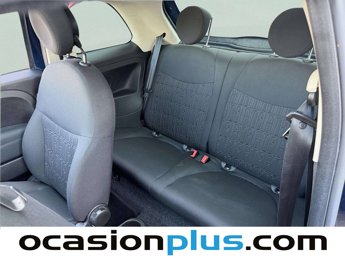 Foto asientos traseros Fiat 500 Fiat 500 1.0 Hybrid Dolcevita (70 CV)