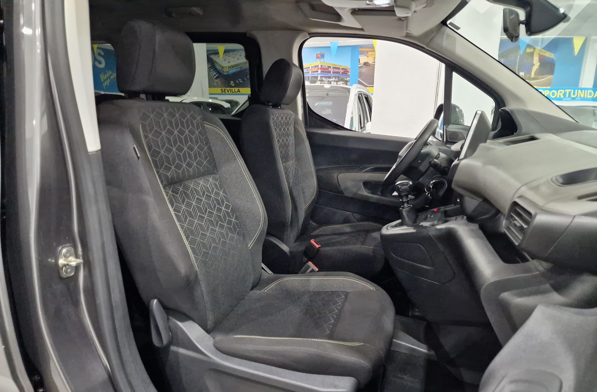 Peugeot Rifter BlueHDi 130 Active Standard - foto 16