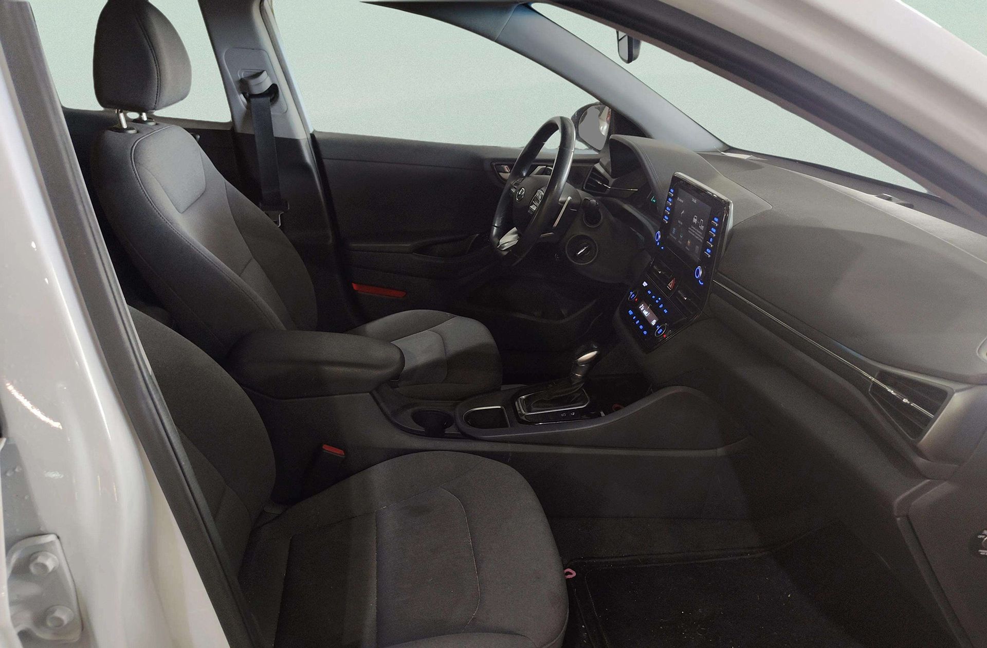 Hyundai Ioniq 1.6 GDI HEV Klass LE DT - foto 19