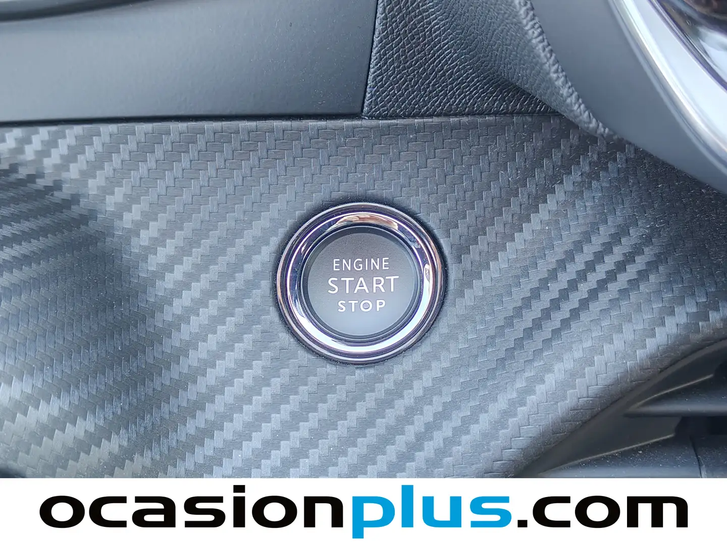 Foto Peugeot 2008 Peugeot 2008 Allure Hybrid eDCS6  (136 CV)