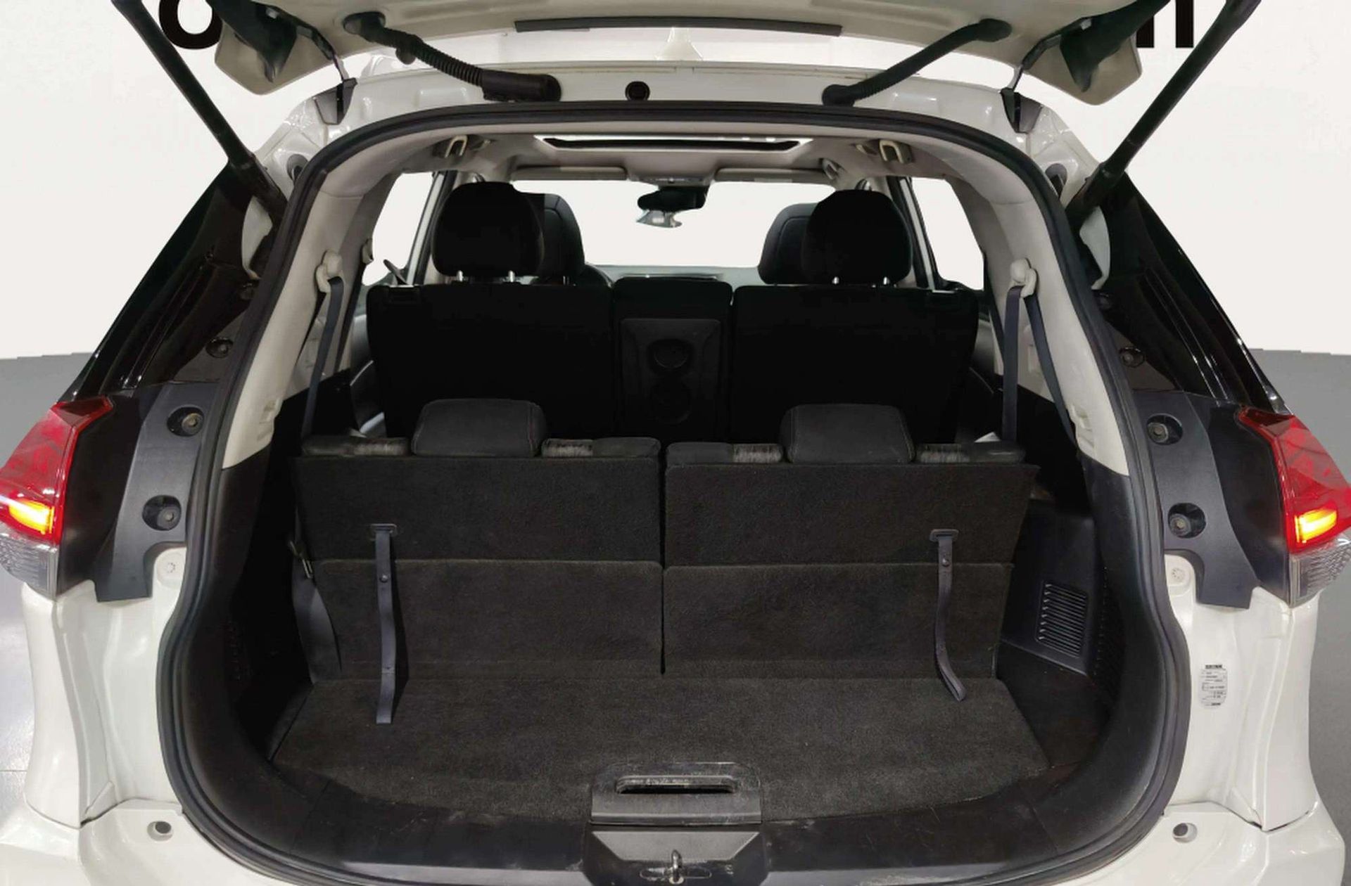 Nissan X-Trail dCi 130 N-Connecta 7 plazas - foto 19