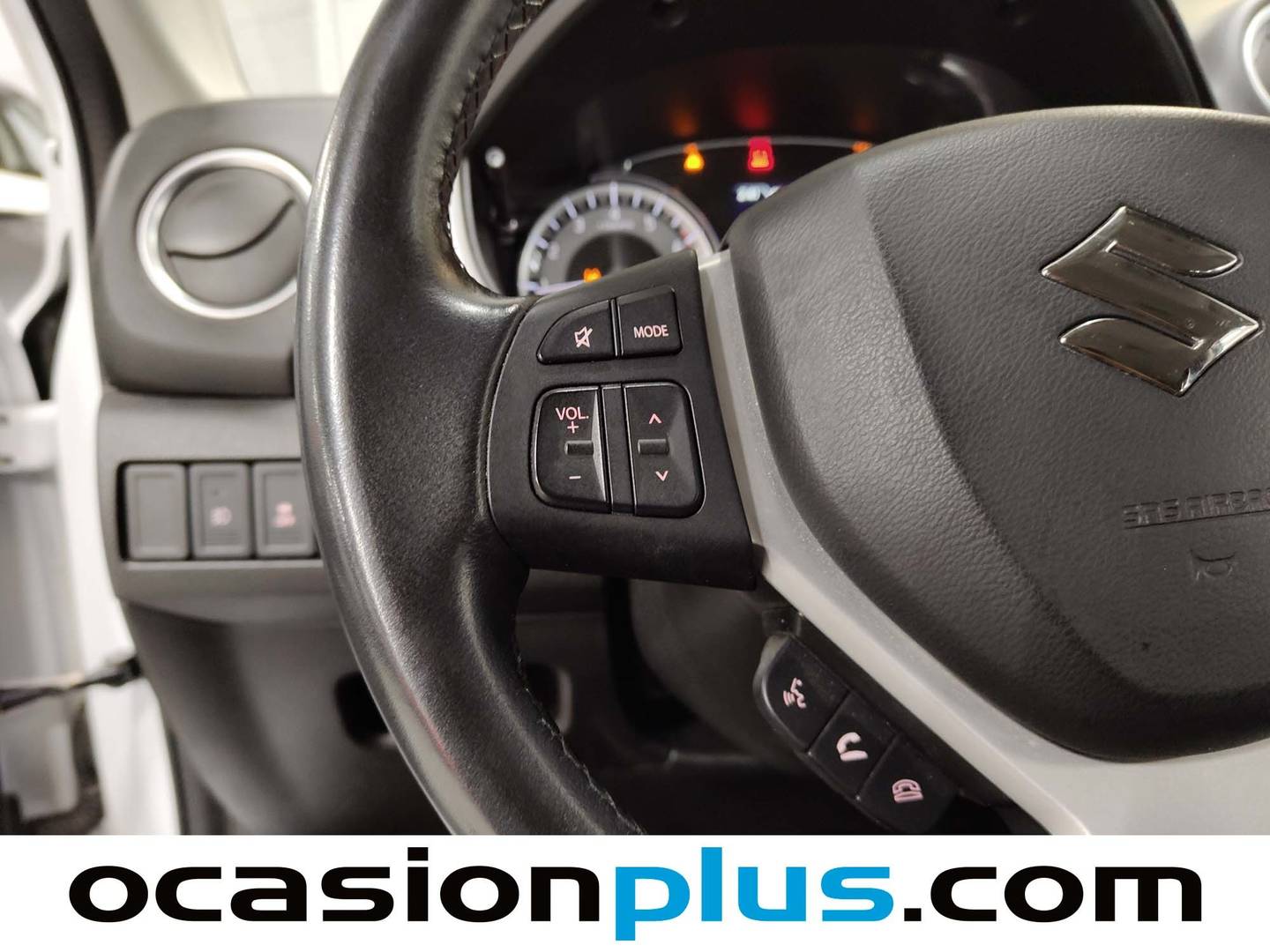 Foto Suzuki Vitara Suzuki Vitara 1.4 T Mild Hybrid GLE 4WD (129 CV)