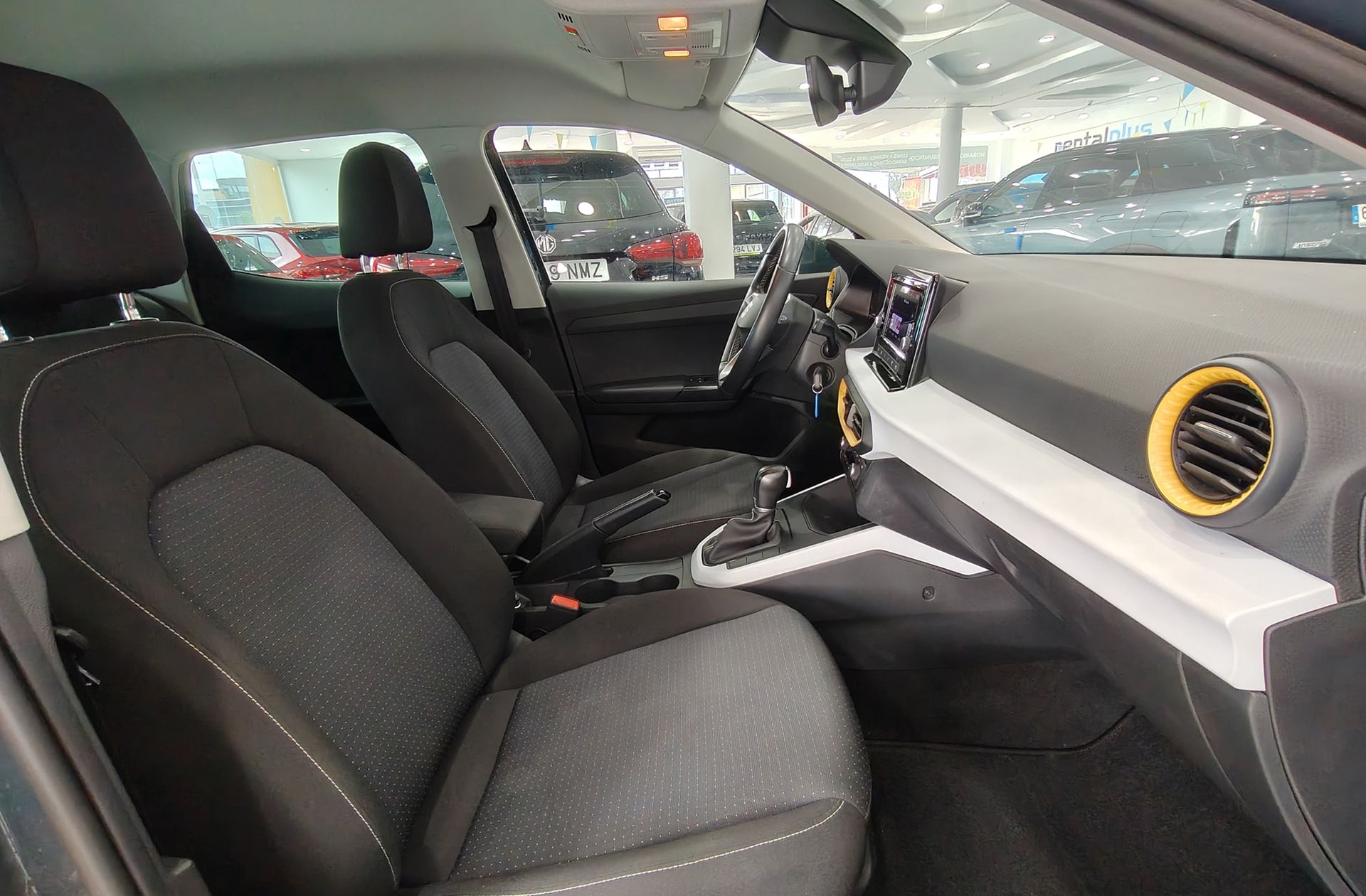 SEAT Arona 1.0 TSI Style Special Edition DSG - foto 18
