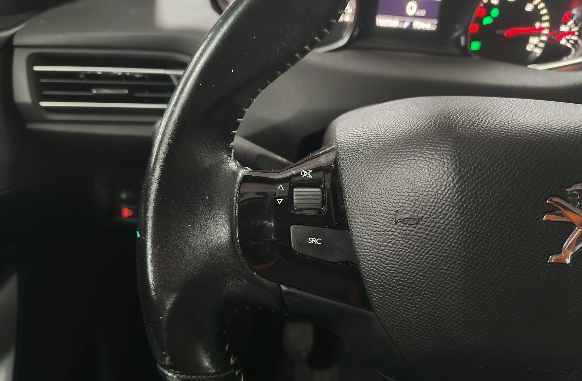 Peugeot 308 BlueHDi 130 Style - foto 22